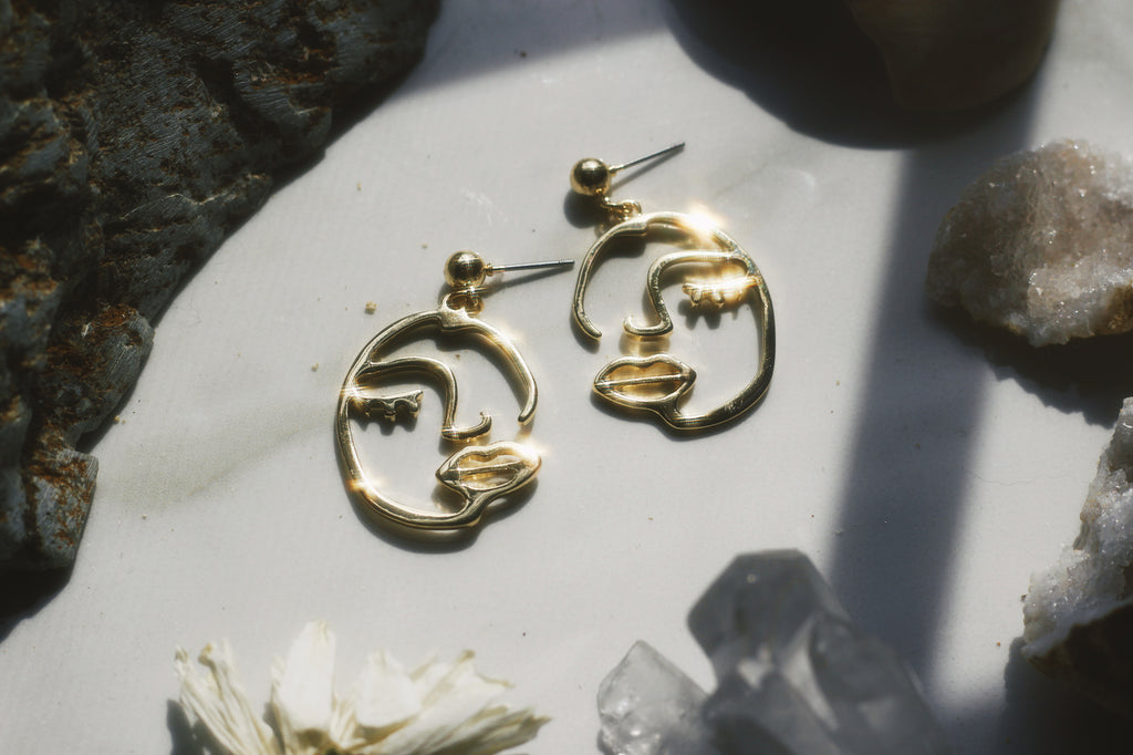 Round Face Drop Earrings