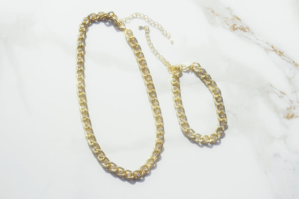 Stone Studded Curb Chains