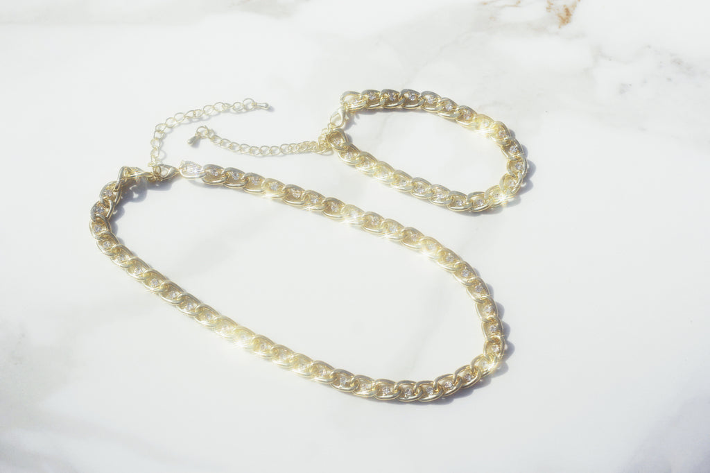 Stone Studded Curb Chains