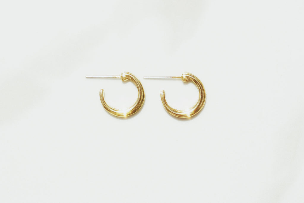 Back-to-Basics Small Hoops