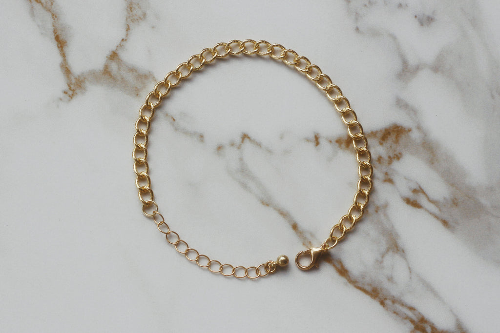 Burnished Loose Twisted Curb Chain Bracelet