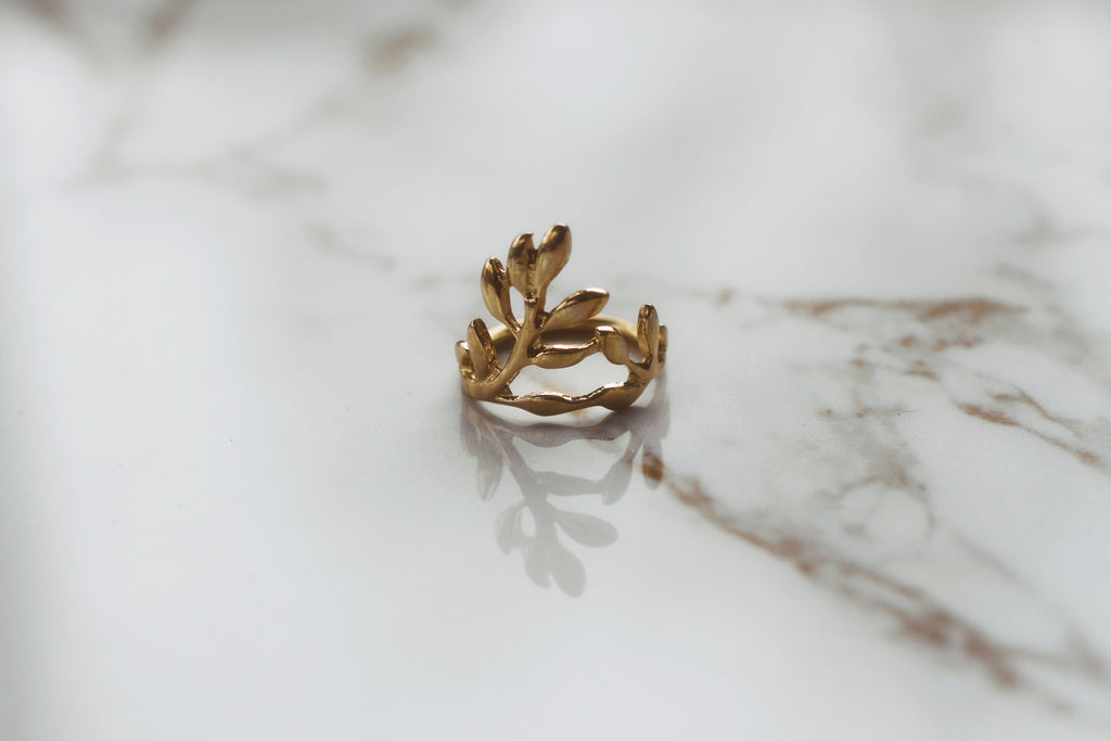 Leafy Vine Ring Set