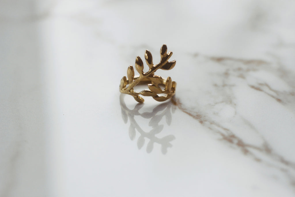 Leafy Vine Ring Set